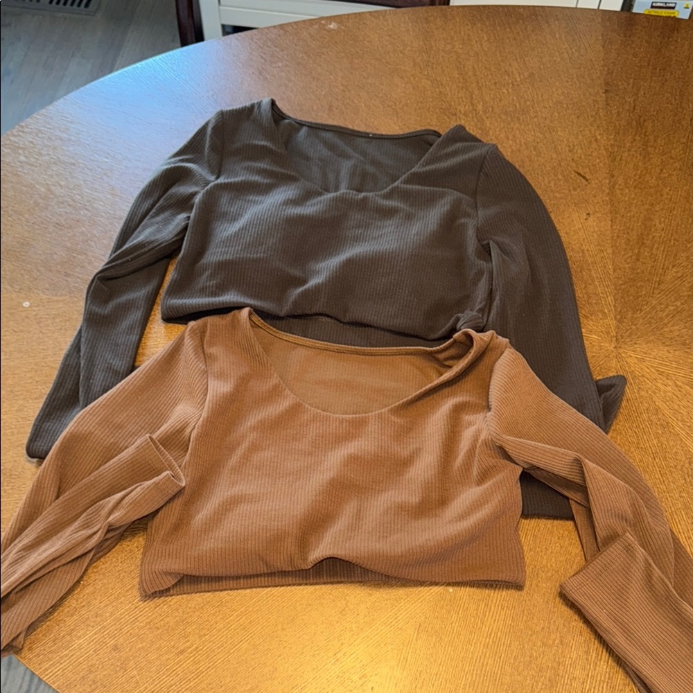 ALO Yoga Dark Brown and Light Brown Crop Tops size large